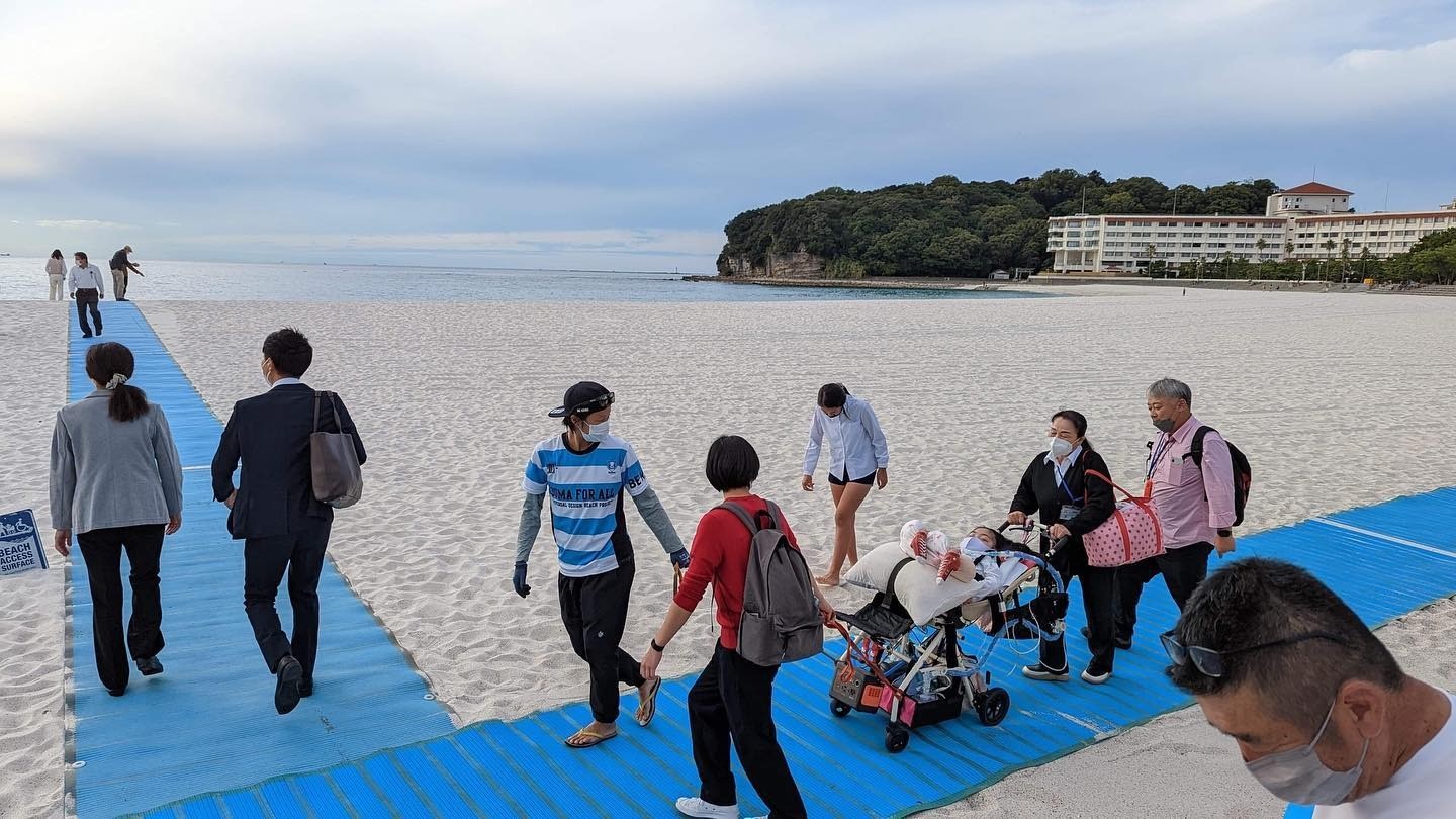 活動レポート|【出張UBPin和歌山県白良浜海水浴場　～修学旅行！みんなで浜遊び～】